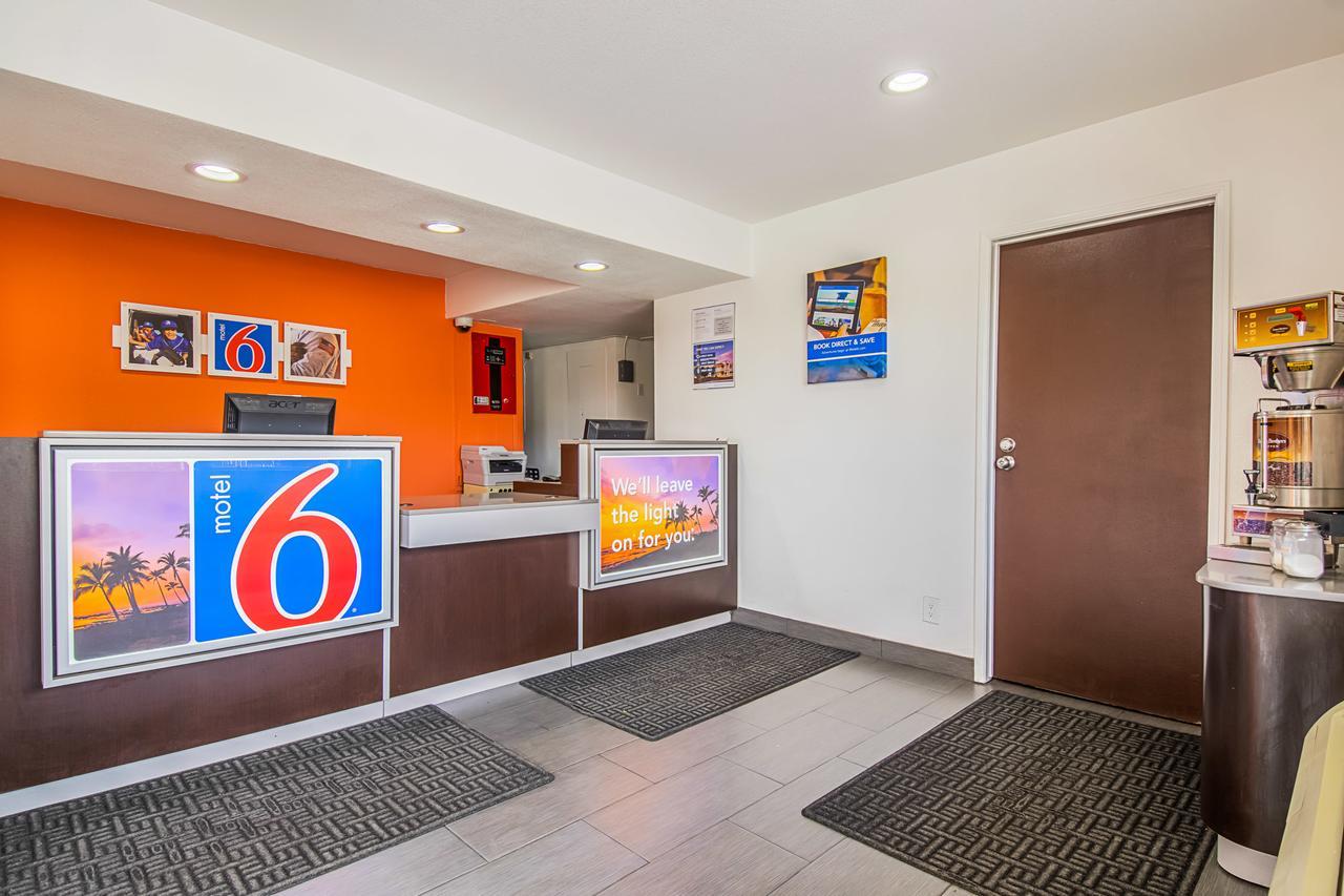 Motel 6-Bakersfield, Ca - Airport Exterior photo