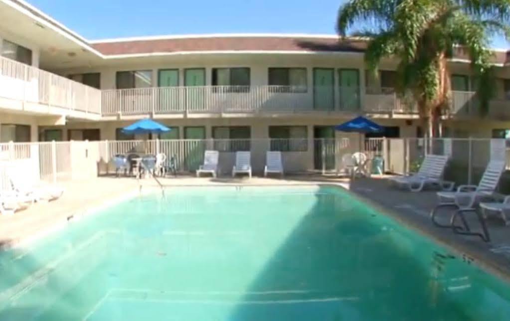 Motel 6-Bakersfield, Ca - Airport Exterior photo