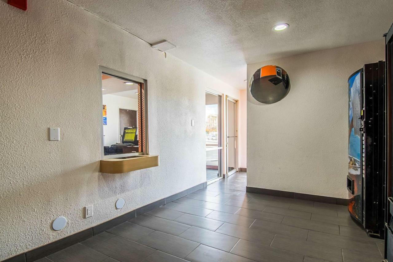 Motel 6-Bakersfield, Ca - Airport Exterior photo